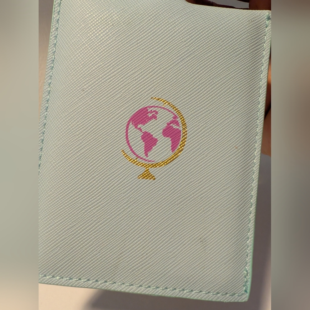 Catch Me If You Can Faux Leather Luggage Tag - Travel Gift - Picture 2 of 4